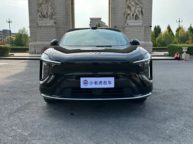 IM Motors LS6 — Фото автомобиля 2