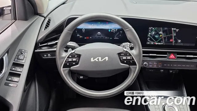 Kia Niro Niro (New) — Фото автомобиля 13