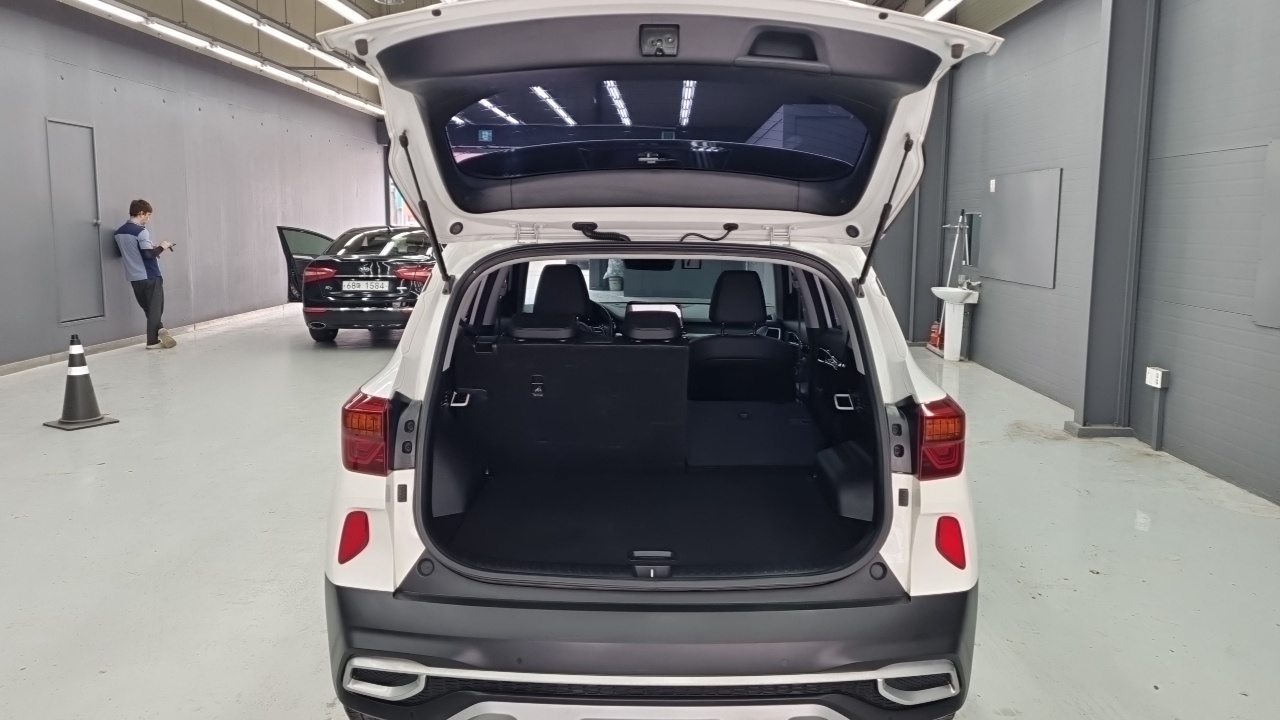 Kia Seltos Seltos Бензин 1.6 турбо 2WD — Фото автомобиля 18
