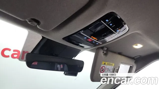 Hyundai Santafe Santa Fe (MX5) Бензин 2.5T 2WD — Фото автомобиля 23