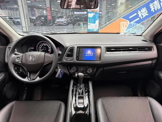 Honda Vezel — Фото автомобиля 9