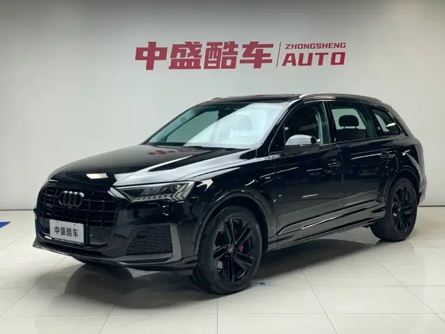Фотография автомобиля — Audi Q7