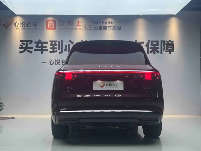 Aito M8 — Фото автомобиля 16