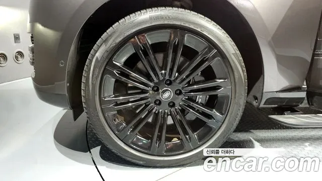 Land Rover Range Rover — Фото автомобиля 5