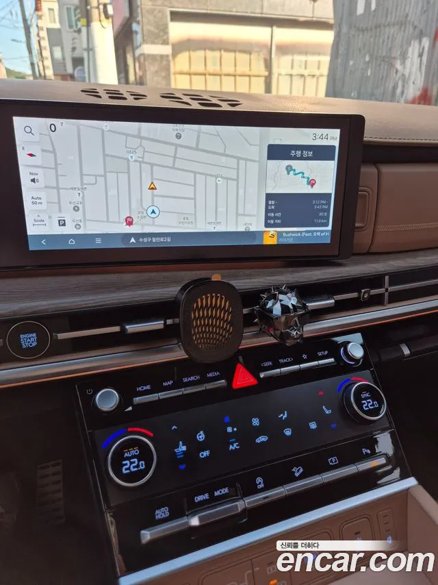 Hyundai Santa Fe MX5 — Фото автомобиля 11