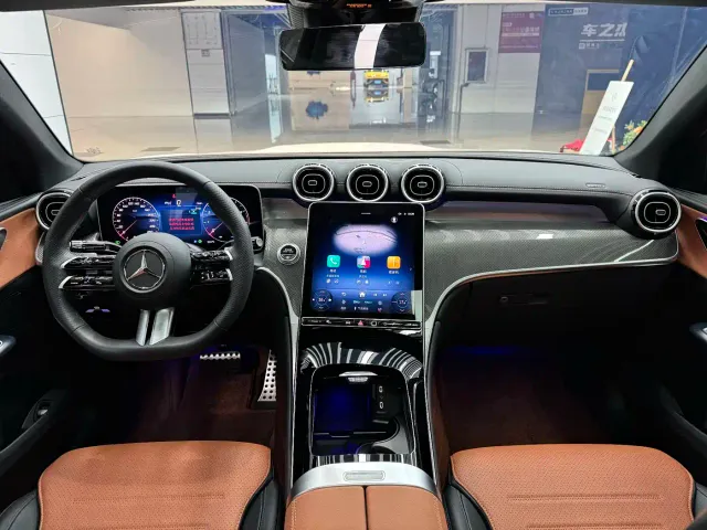 Mercedes-Benz GLC Coupe — Фото автомобиля 11