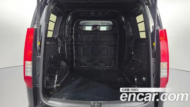 Hyundai Staria — Фото автомобиля 23