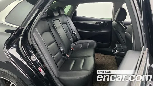 Hyundai Grandeur Новый Grandeur IG 3.0 LPi (Для проката) — Фото автомобиля 10