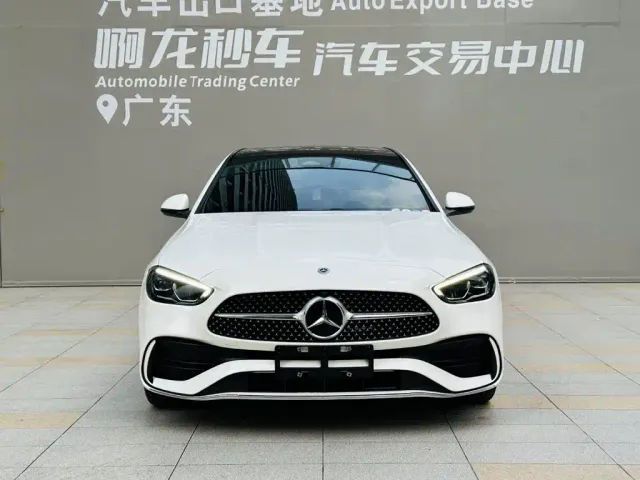 Mercedes-Benz C-Class — Фото автомобиля 2