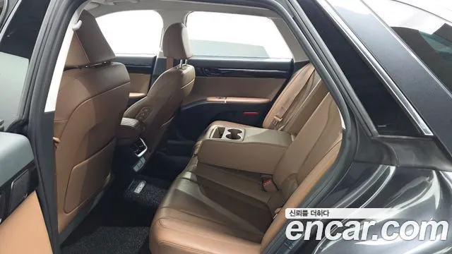 Hyundai Grandeur GN7 — Фото автомобиля 16