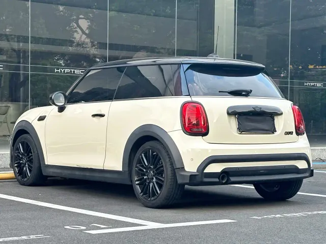 MINI Hatch — Фото автомобиля 6