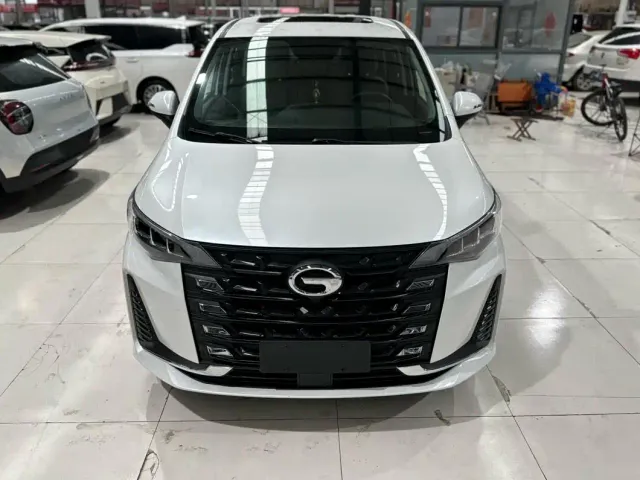 GAC Trumpchi M6 — Фото автомобиля 2