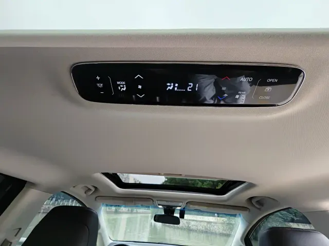 Honda Odyssey — Фото автомобиля 12