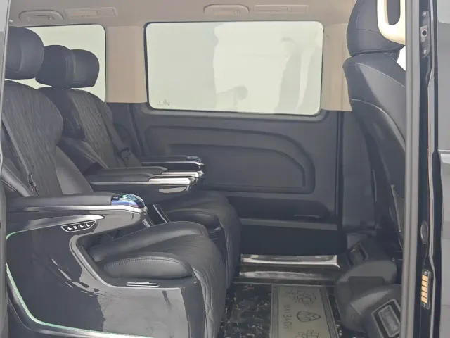 Mercedes-Benz Vito — Фото автомобиля 8