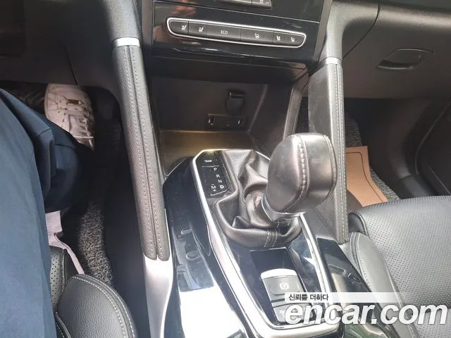 Renault-KoreaSamsung QM6 Новый QM6 2.0 GDe RE Signature 2WD — Фото автомобиля 9