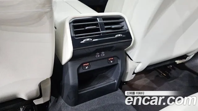 BMW 5 Series G60 — Фото автомобиля 17