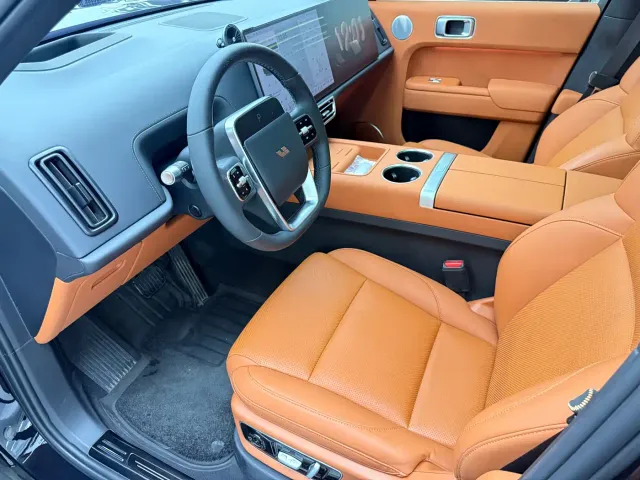 Li Auto L7 — Фото автомобиля 6