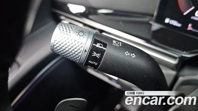 Genesis GV80 — Фото автомобиля 27