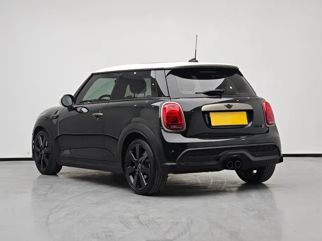 MINI Hatch — Фото автомобиля 6