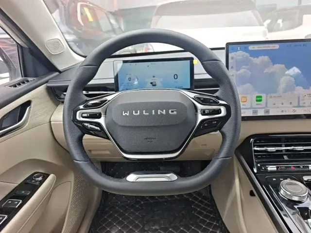 Wuling Starlight — Фото автомобиля 6