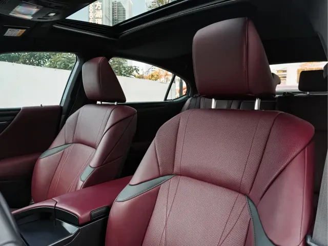 Lexus ES — Фото автомобиля 25