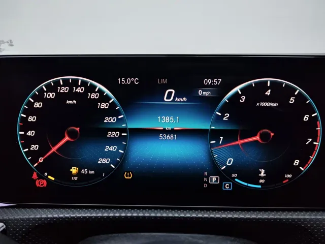 Mercedes-Benz A-Class — Фото автомобиля 10