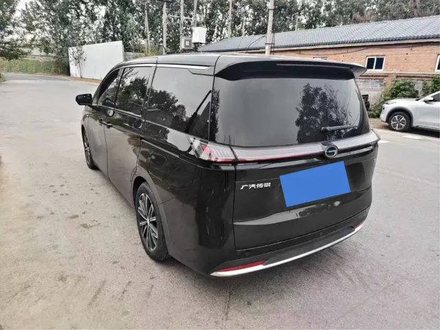 GAC Trumpchi E8 — Фото автомобиля 2