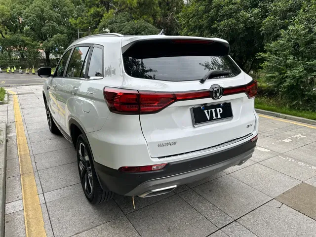 Changan CS75 — Фото автомобиля 12