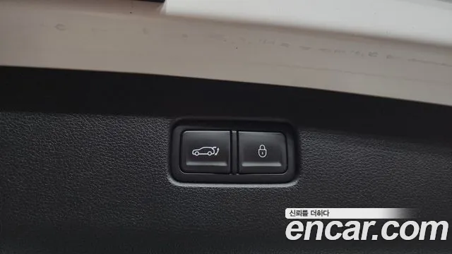 Genesis GV70 2.5T Бензин AWD — Фото автомобиля 13