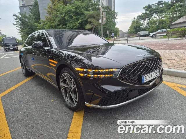 Genesis G90 Бензин 3.5 турбо AWD — Фото автомобиля 6