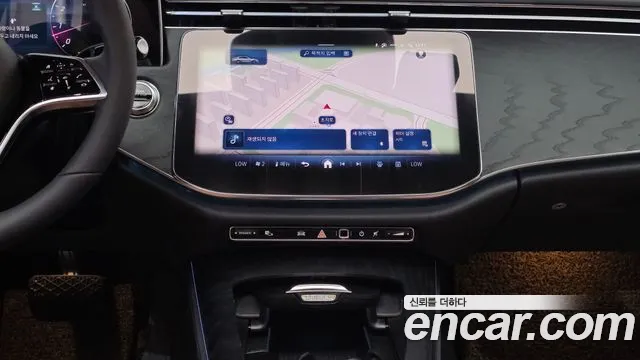 Mercedes-Benz E-Class — Фото автомобиля 14