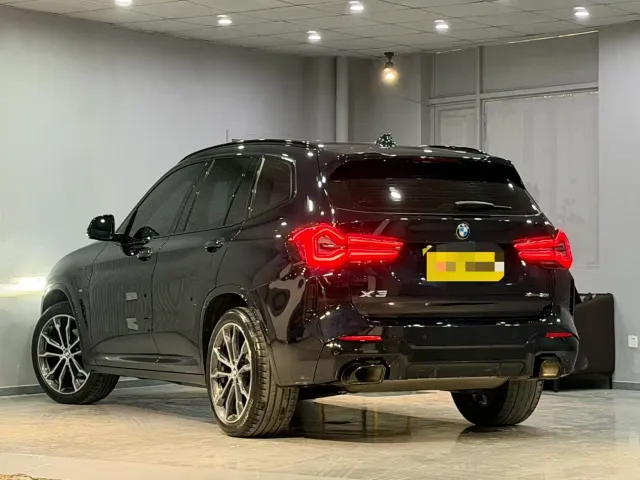 BMW X3 — Фото автомобиля 3