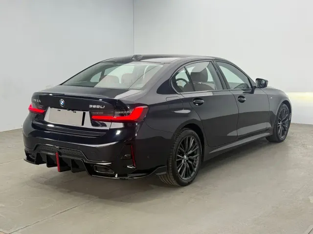 BMW 3 Series — Фото автомобиля 4