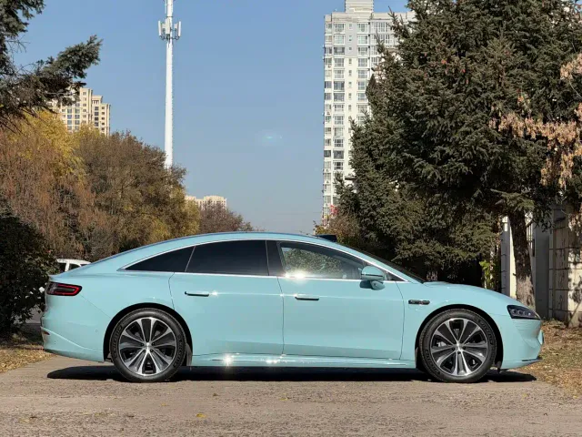Luxeed S7 — Фото автомобиля 6