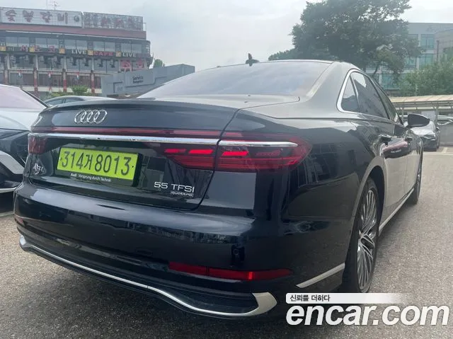 Audi A8 55 TFSI quattro Premium LWB — Фото автомобиля 2