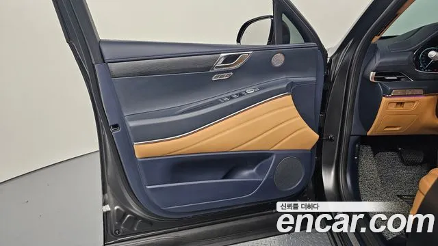 Genesis GV80 2.5T Бензин 2WD — Фото автомобиля 24