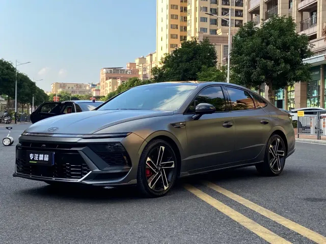 Hyundai Sonata — Фото автомобиля 3