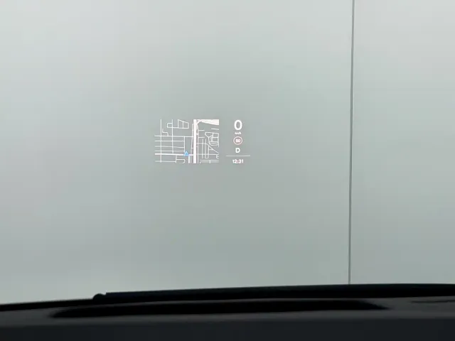 Li Auto MEGA — Фото автомобиля 18