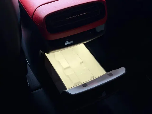 Xiaomi SU7 — Фото автомобиля 17