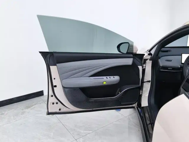 Nissan N7 — Фото автомобиля 7