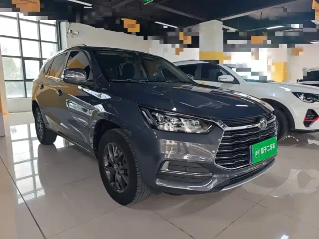 BYD Song — Фото автомобиля 3