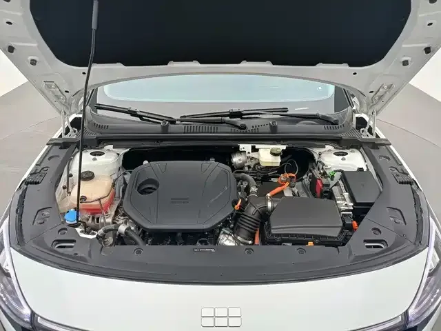Geely Galaxy L6 — Фото автомобиля 12