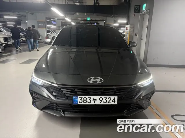 Hyundai Avante CN7 — Фото автомобиля 3