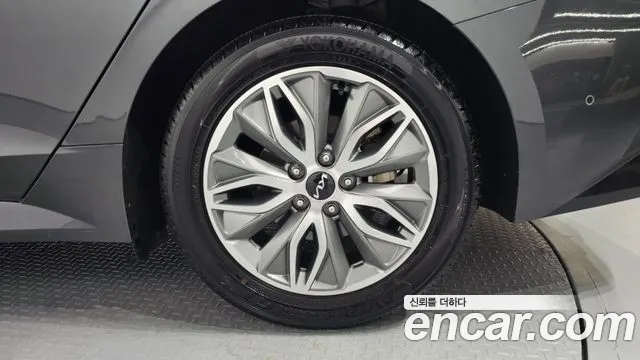Kia K5 Signature — Фото автомобиля 19