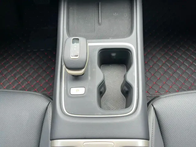 Changan Eado — Фото автомобиля 16