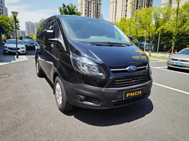 Ford Transit — Фото автомобиля 3