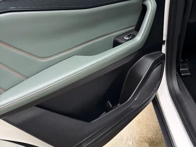 Geely Haoyue L — Фото автомобиля 18