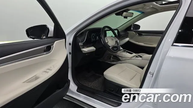 Hyundai Grandeur (New) Hybrid — Фото автомобиля 10
