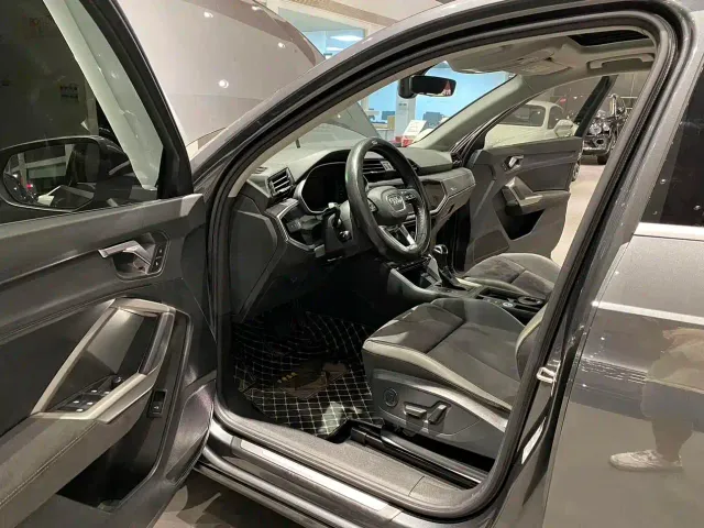 Audi Q3 — Фото автомобиля 7