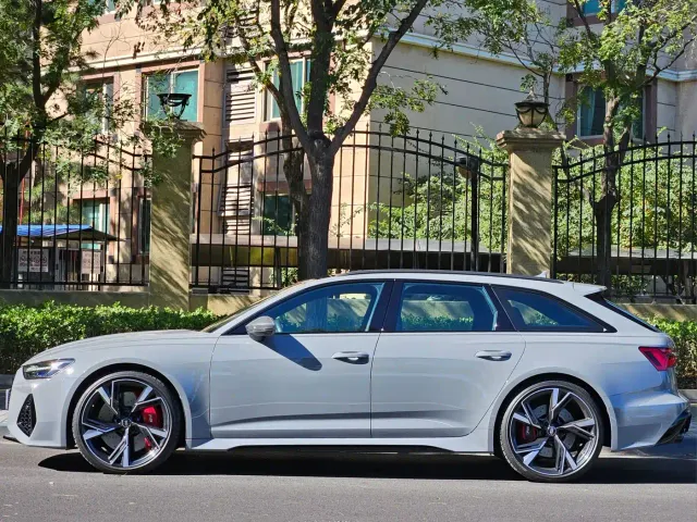Audi RS 6 — Фото автомобиля 2